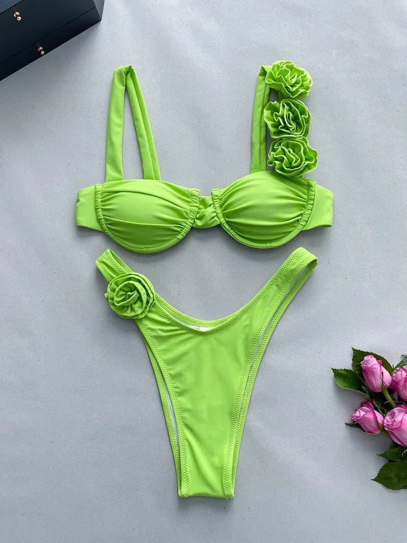 Beautifully Finished Bikini in a Timeless Design