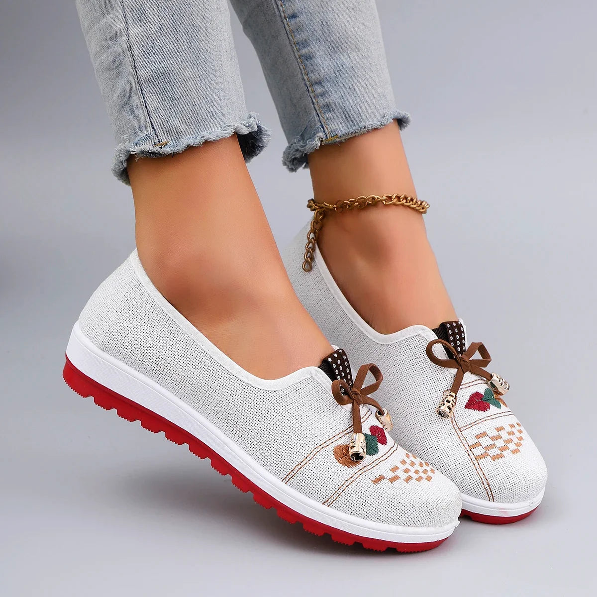 Tailored and Comfortable Orthopedic Sneakers