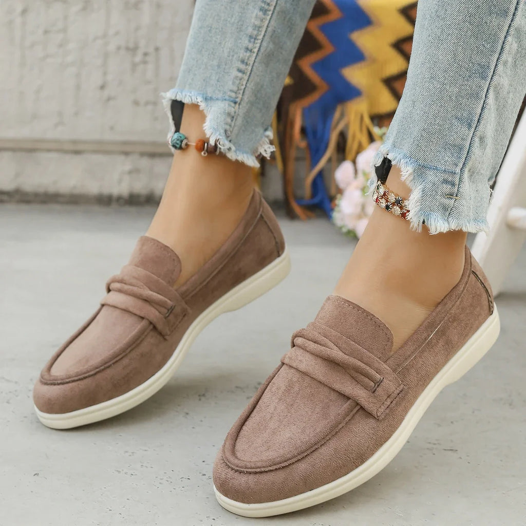 Durable and Supportive Orthopedic Sneakers