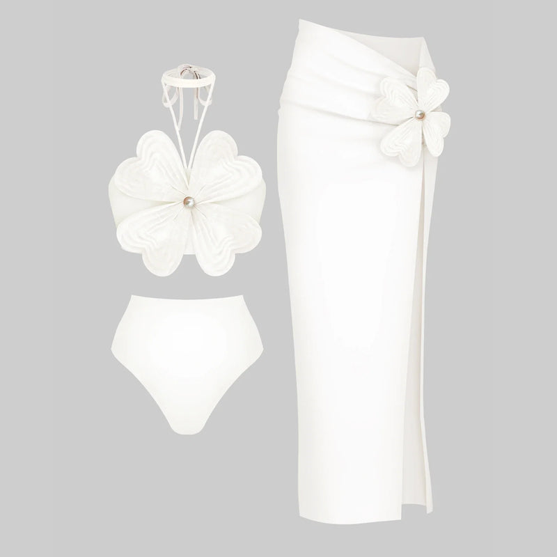 Casually Bikini With a Refined Edge