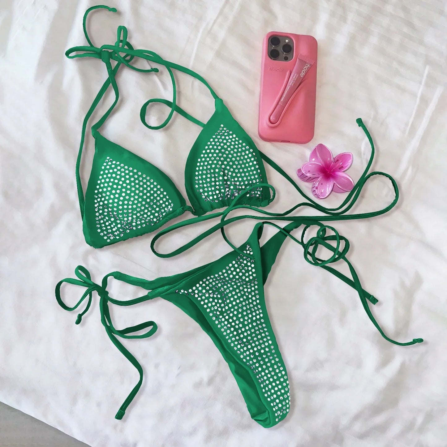 Beautifully Finished Bikini in a Timeless Design