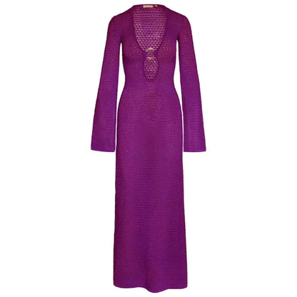 Classic Dress With a Flattering Fit