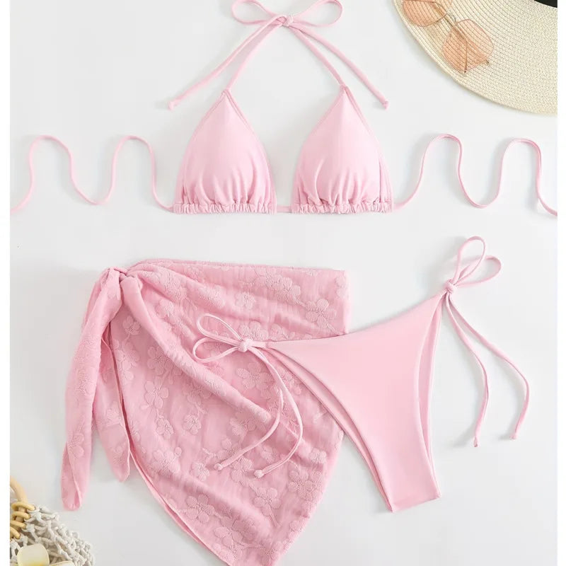 Casually Bathing Suit With a Refined Edge