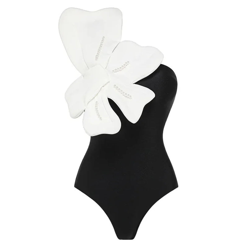 Casually Bathing Suit With a Refined Edge