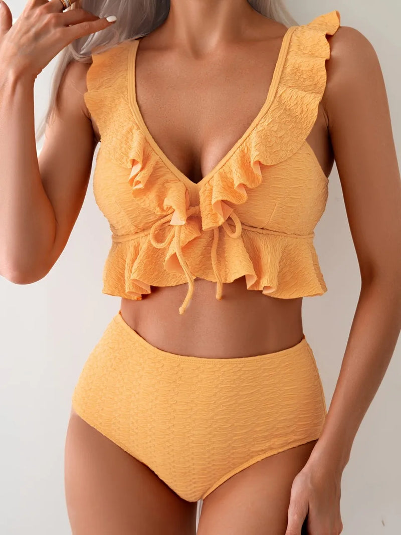 Casually Bikini With a Refined Edge