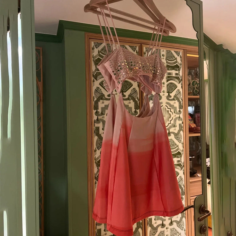 Effortlessly Bathing Suit With a Timeless Design