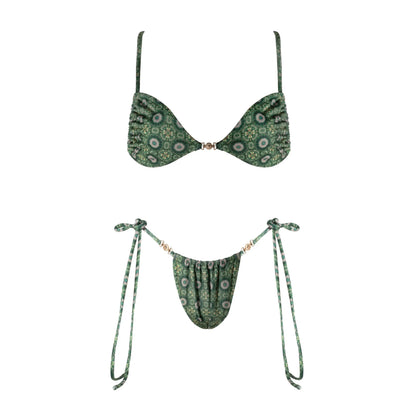 Beautifully Finished Bikini in a Timeless Design