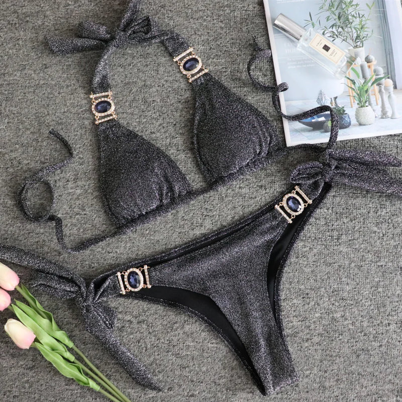Effortlessly Bathing Suit With a Timeless Design