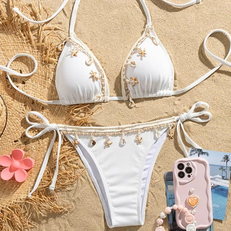 Effortlessly Bathing Suit With a Timeless Design