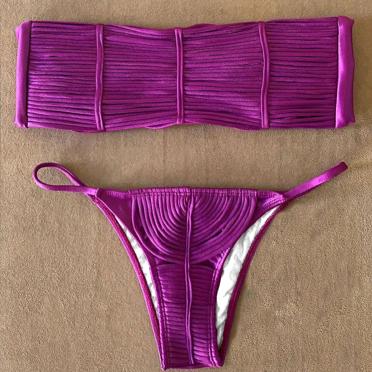 Casually Bikini With a Refined Edge