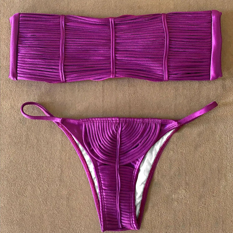 Casually Bikini With a Refined Edge