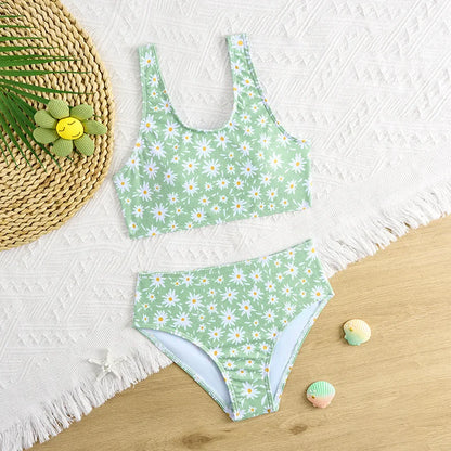 Casually Bikini With a Refined Edge