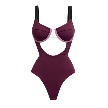 Beautifully Finished Bikini in a Timeless Design