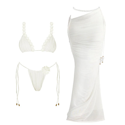 Casually Bikini With a Refined Edge
