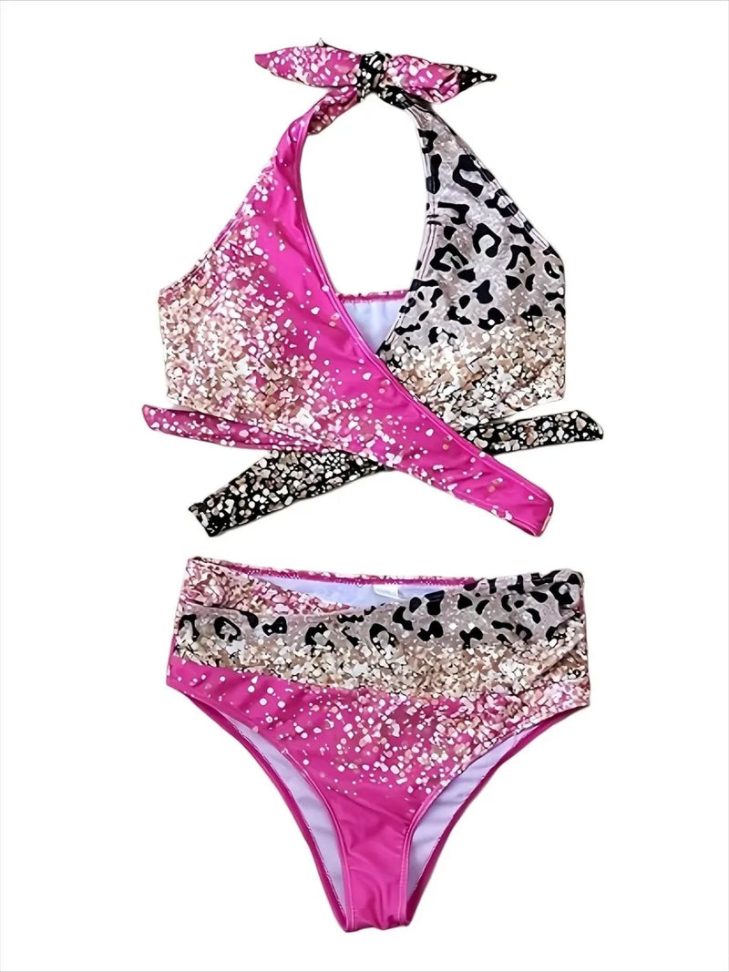 Beautifully Finished Bikini in a Timeless Design