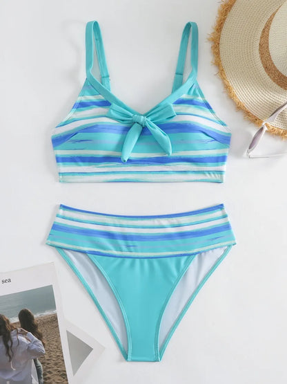 Casually Bikini With a Refined Edge
