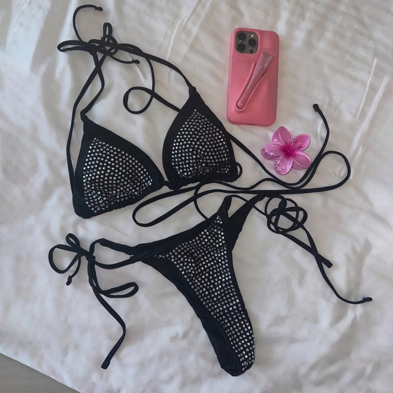Beautifully Finished Bikini in a Timeless Design