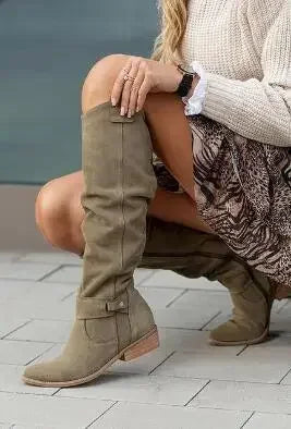 LM | Supportive orthopaedic boots