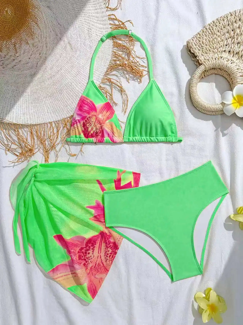 Casually Bikini With a Refined Edge