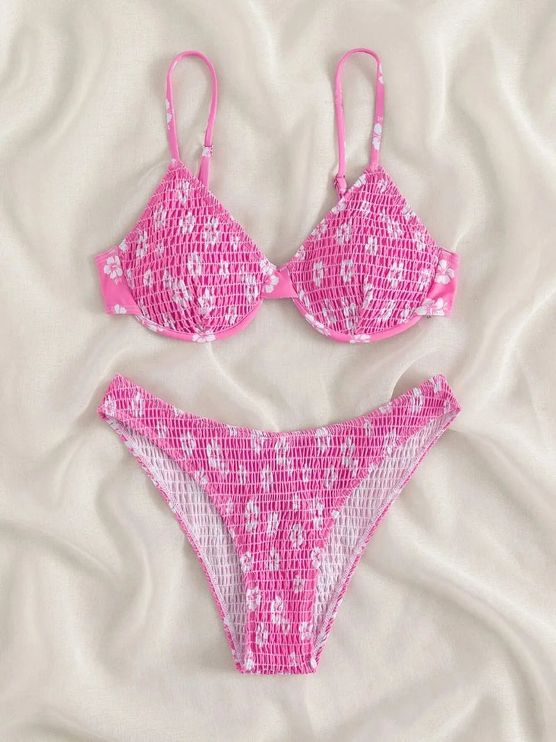 Effortlessly Bikini With a Timeless Design