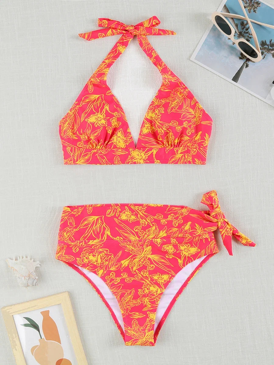 Beautifully Finished Bikini in a Timeless Design
