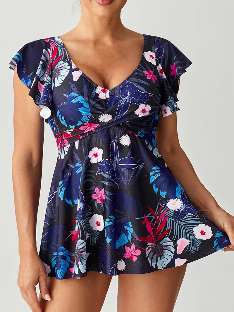 Sophisticated Dress With a Clean Classic Look