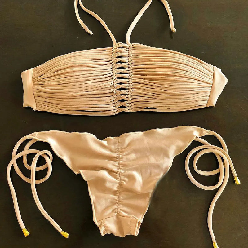 Casually Bikini With a Refined Edge