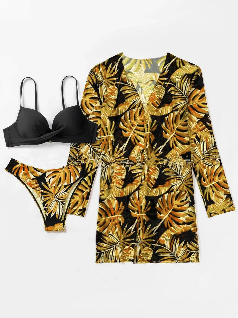 Beautifully Finished Bikini in a Timeless Design