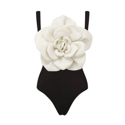 Effortlessly Bathing Suit With a Timeless Design