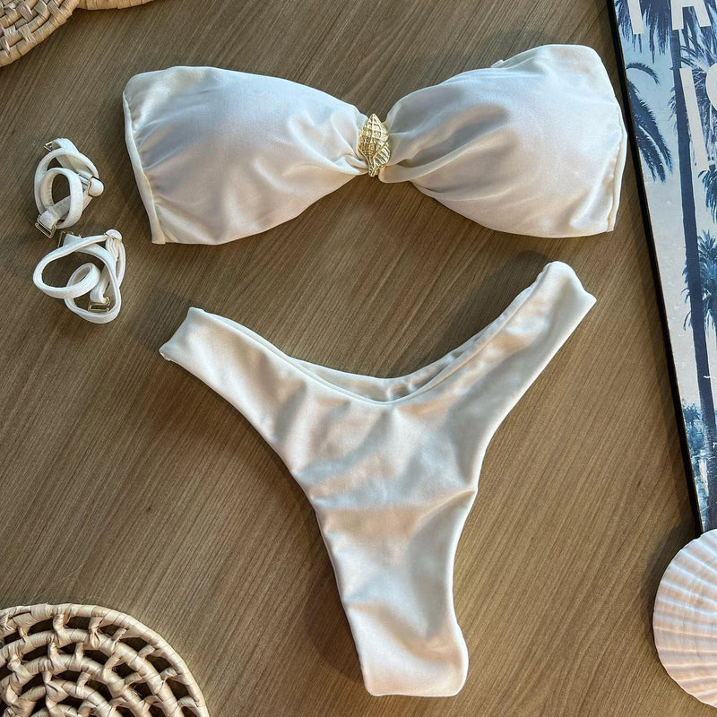 Casually Bathing Suit With a Refined Edge