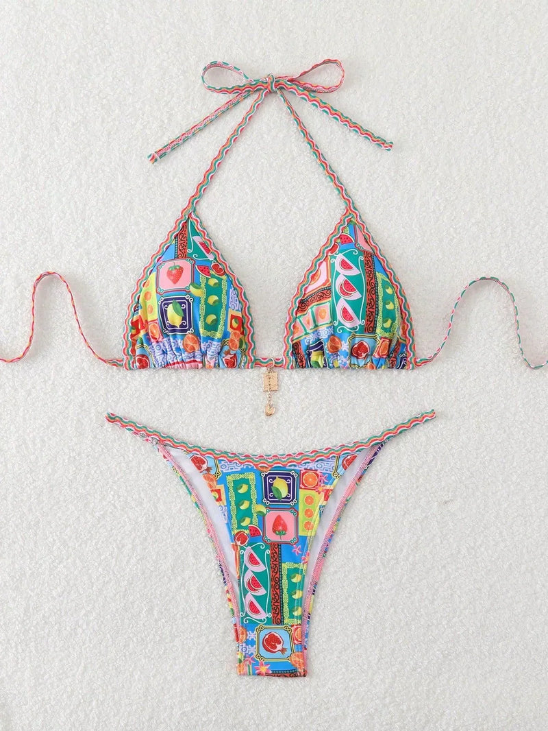 Beautifully Finished Bikini in a Timeless Design