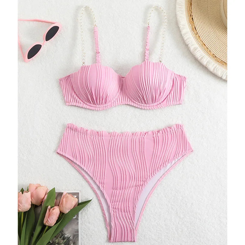 Effortlessly Bathing Suit With a Timeless Design