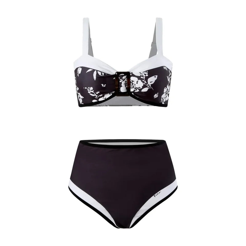 Casually Bikini With a Refined Edge