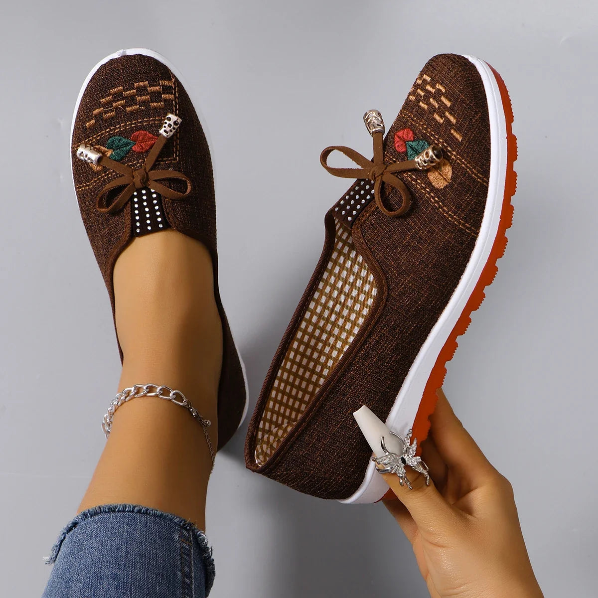 Tailored and Comfortable Orthopedic Sneakers