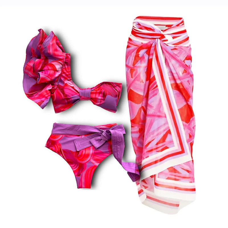 Casually Bathing Suit With a Refined Edge