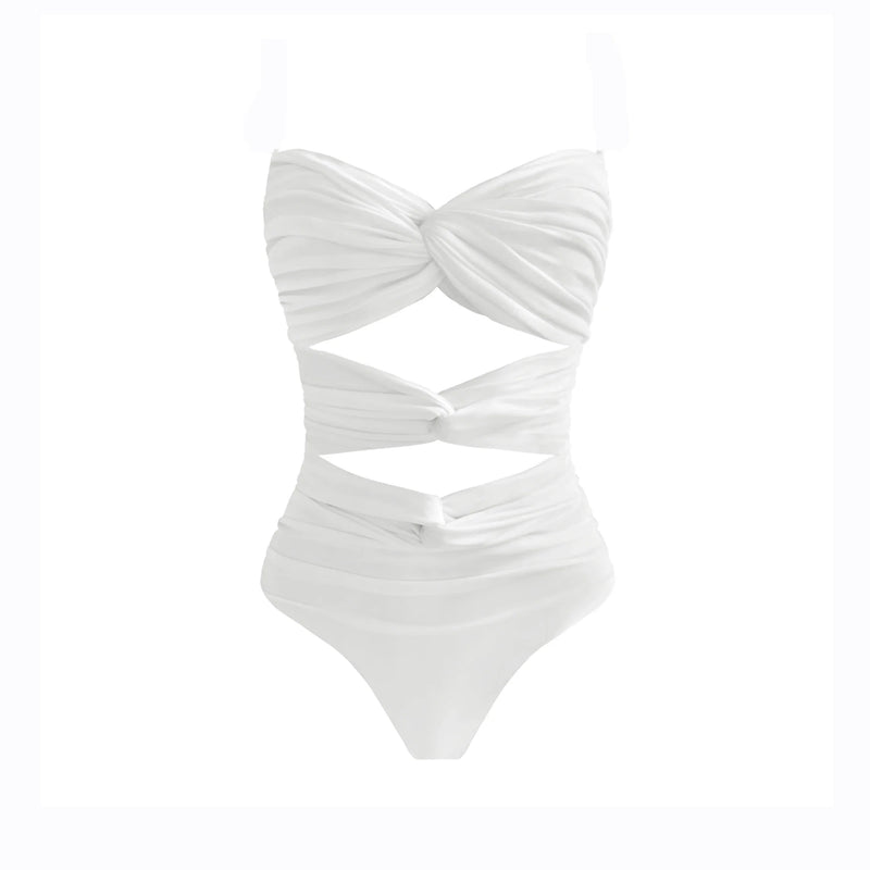 Casually Bikini With a Refined Edge