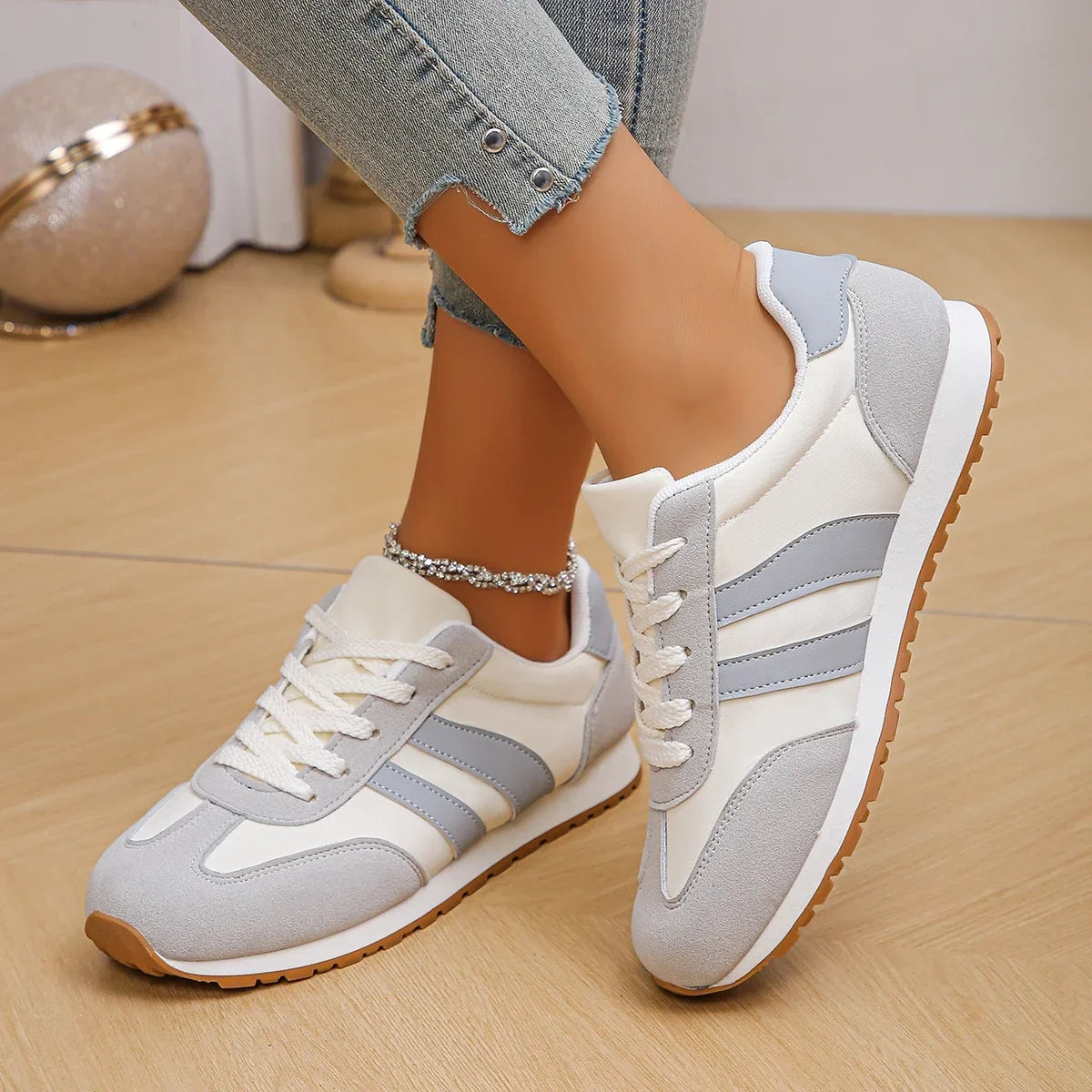Comfortable and Fashionable Orthopedic Sneakers
