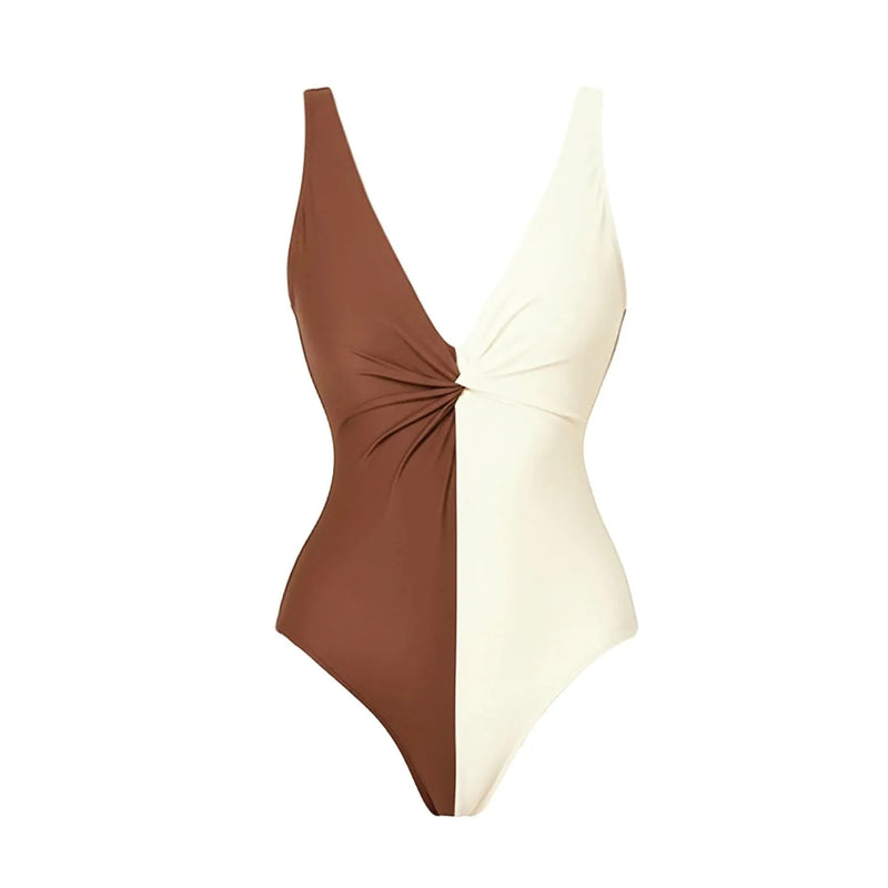 Casually Bikini With a Refined Edge