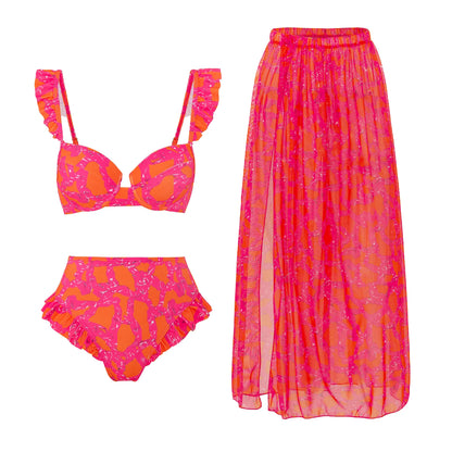 Casually Bathing Suit With a Refined Edge