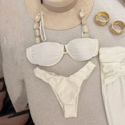 Casually Bikini With a Refined Edge