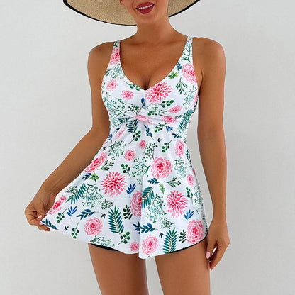 Finely Styled Swimsuit With a Classic Look