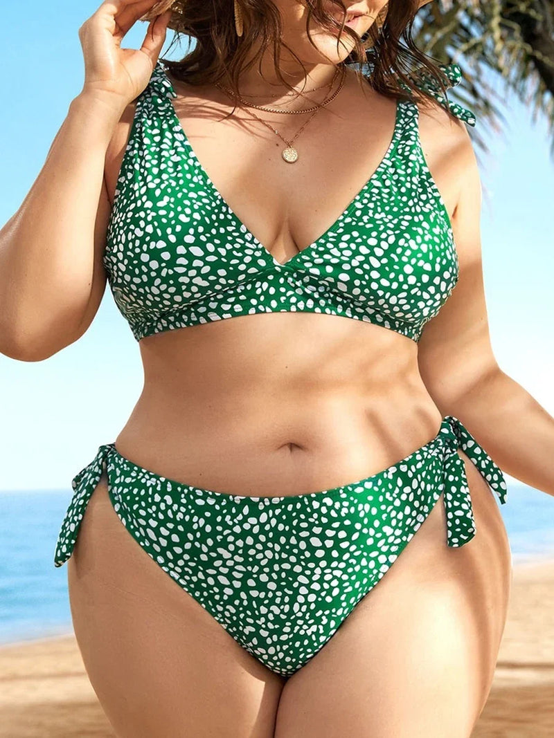 Sophisticated Bikini With a Clean Classic Look