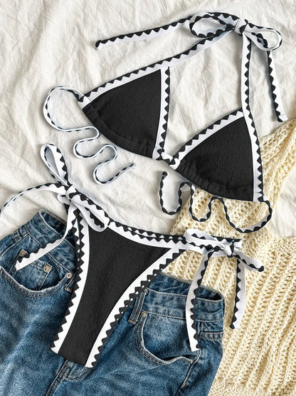 Casually Bikini With a Refined Edge
