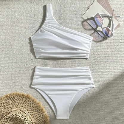 Casually Bathing Suit With a Refined Edge