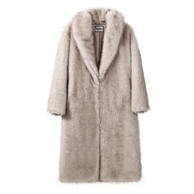 LM | elegant winter fur coat