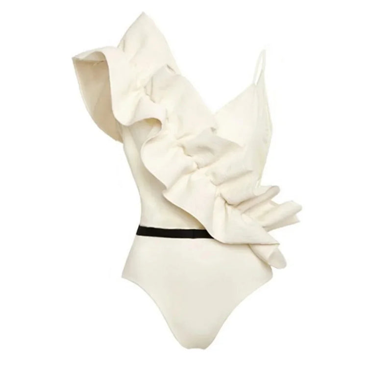 Beautifully Finished Bikini in a Timeless Design