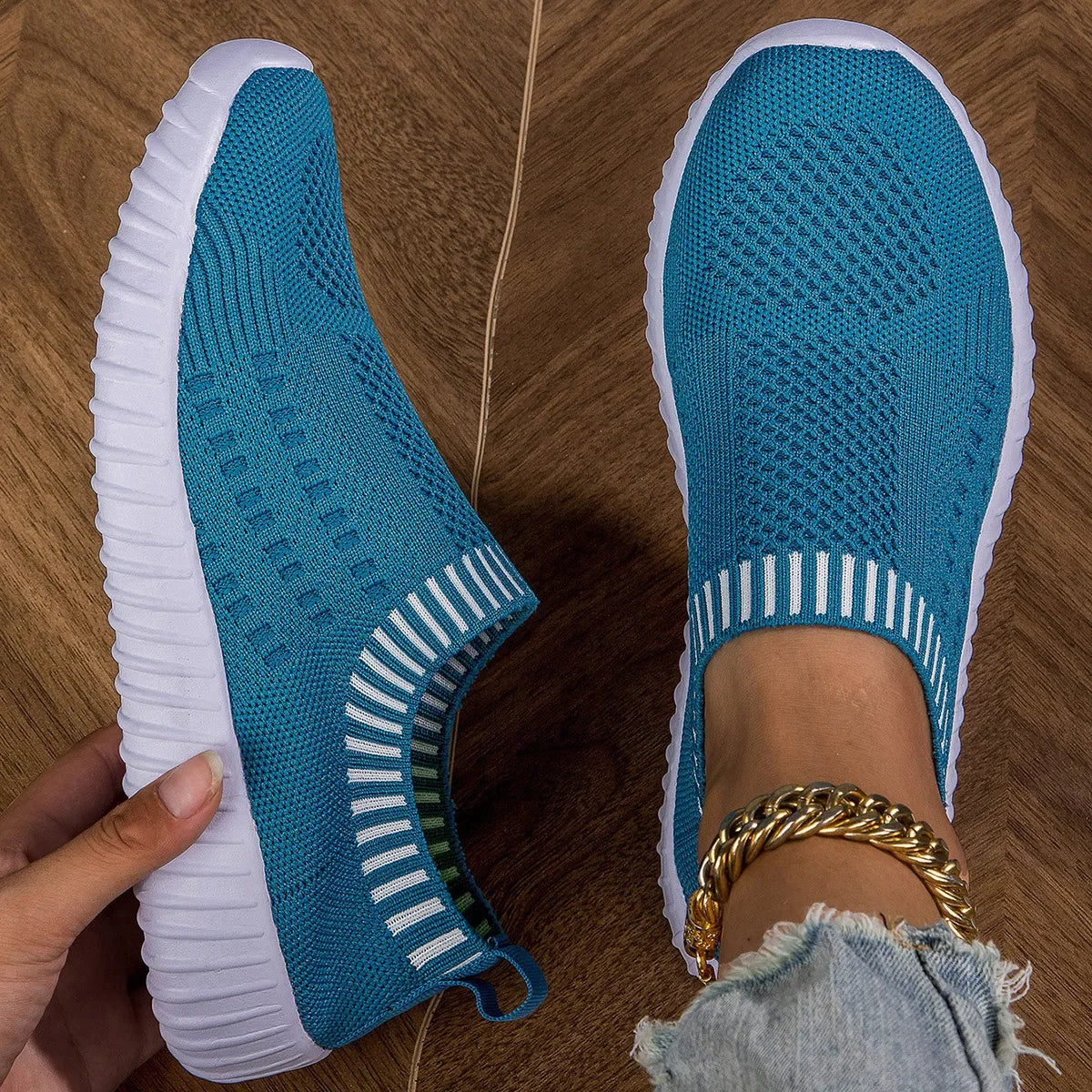 Versatile and Supportive Orthopedic Sneakers