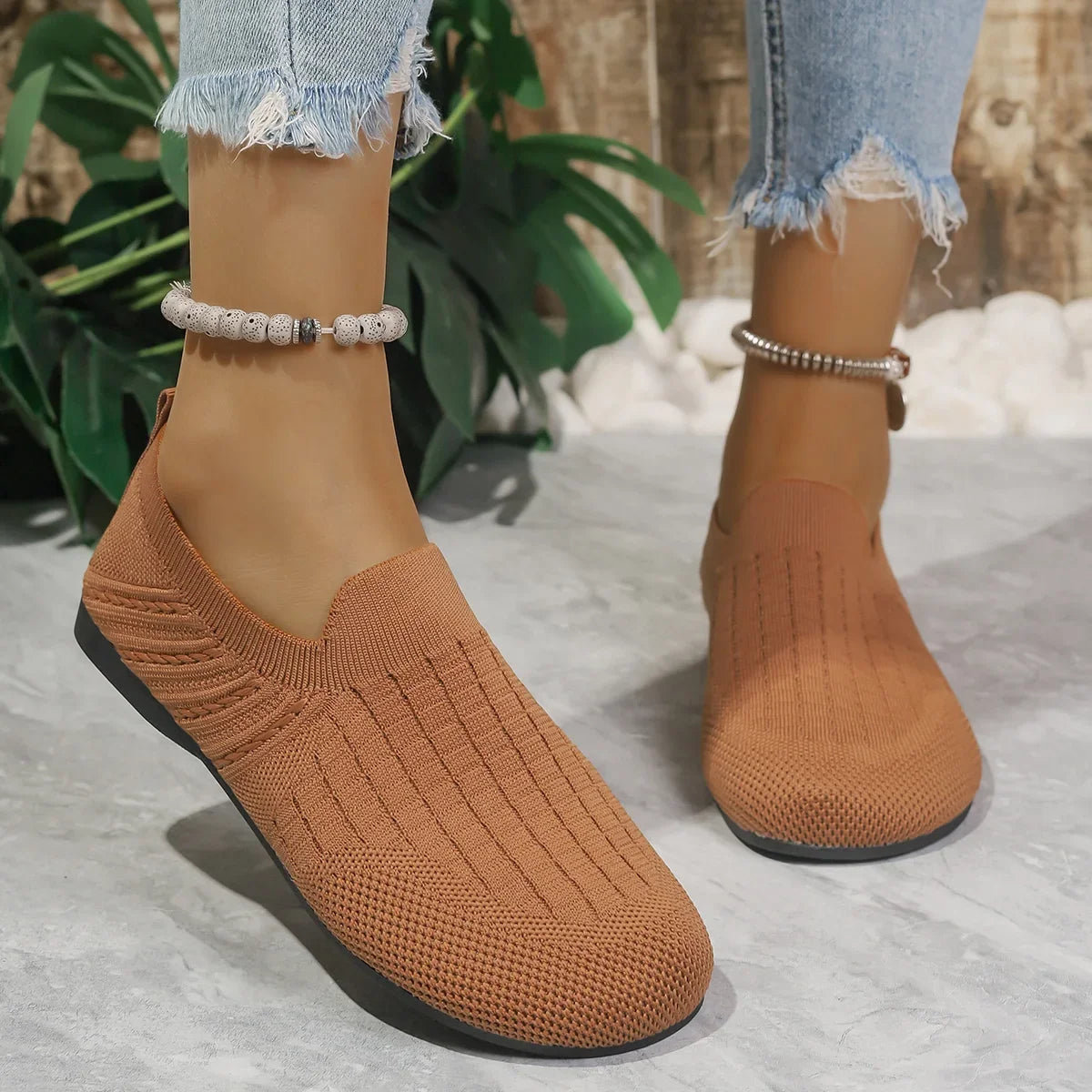 Comfortable and Fashionable Orthopedic Sneakers