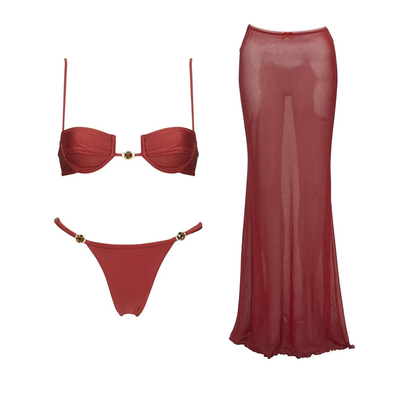 Casually Bathing Suit With a Refined Edge