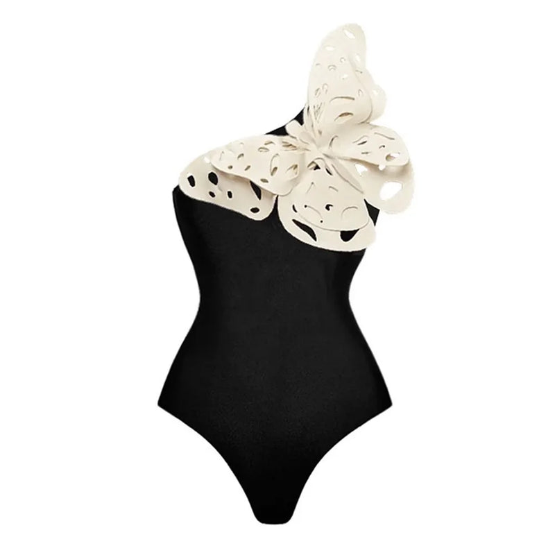 Casually Bathing Suit With a Refined Edge